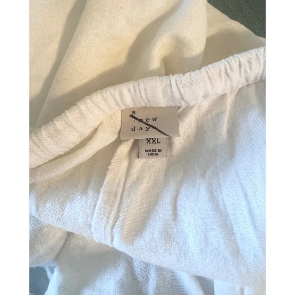 A New Day Womens XXL White Linen Blend Drawstring Shorts with Pockets NWO Tags